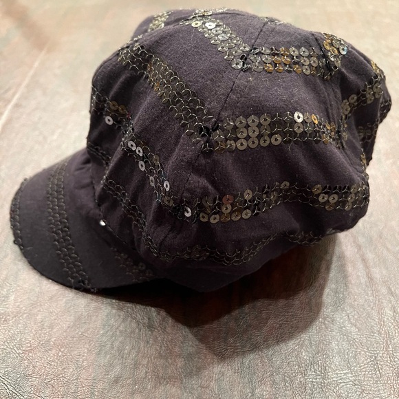 Black fabric sequin hat / cap - Picture 3 of 7